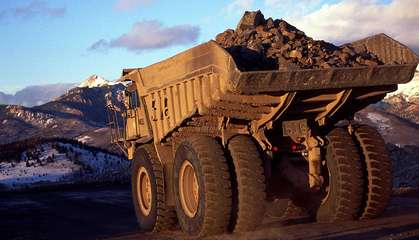 業績大變臉 西部礦業巨虧20億，有色金屬礦產品貿易前景不容樂觀